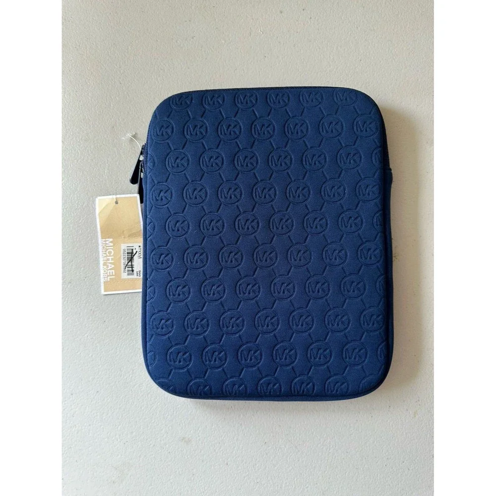 NWT Michael Kors Navy Signature Embossed Monogram Neoprene iPad Tablet Case